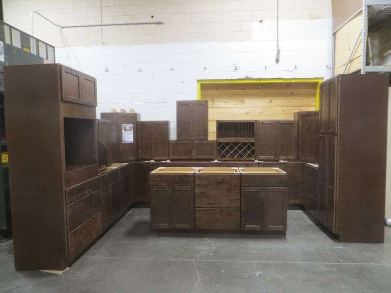 Rustic Walnut Shaker Kitchen Cabinet Set 10'x16'x10'