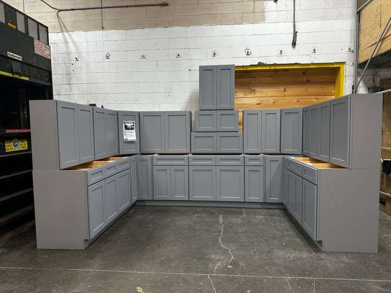 ASSEMBLED Pacific Gray Kitchen Cabinet Set 10'x14'x10'