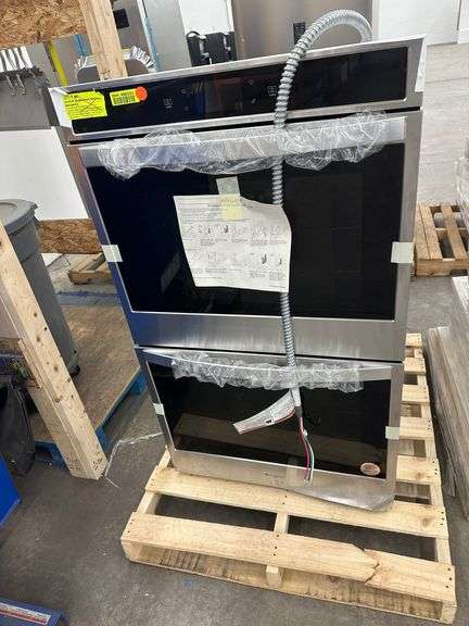 10 Cubic Foot Double Smart Wall Oven With Air Fryer