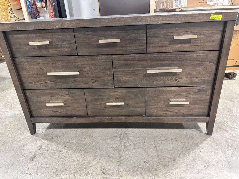 Ashley Furniture Westonfort 6 Drawer Dresser