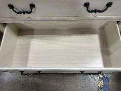 Ashley Furniture Blendon 5 Drawer Dresser