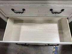 Ashley Furniture Blendon 5 Drawer Dresser