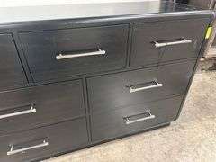 Rowanbeck 7 Drawer Dresser
