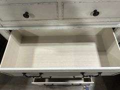 Ashley Furniture Blendon 5 Drawer Dresser