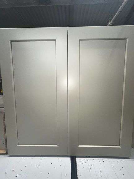Mojave Shaker Kitchen Cabinet Set 12'x15'