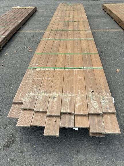 Brown Composite Decking 5/4"x6"x20'