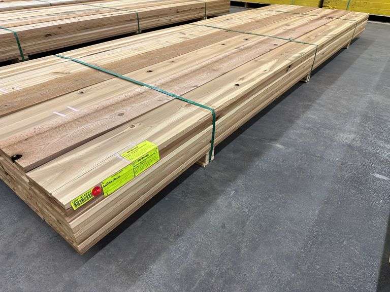 western-red-cedar-dimensional-lumber-1-x8-x12-lambrecht-auction-inc