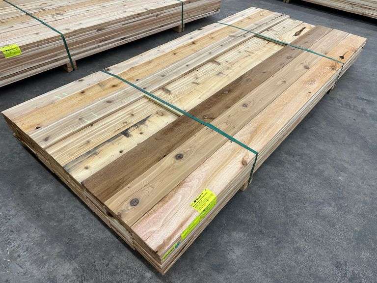 Western Red Cedar Dimensional Lumber 1"x6"x8'