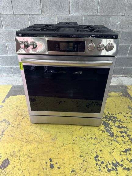 Frigidaire Gallery 30" Gas Range with 15+ Ways To Cook