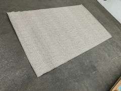 Area Rug 5'x8'