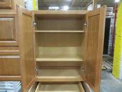 Regal Oak Kitchen cabinet Set 10'x12'