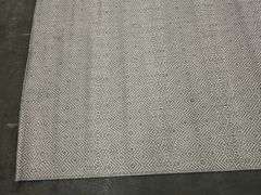 Area Rug 5'x8'