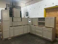 Mojave Shaker Kitchen Cabinet Set 12'x15'