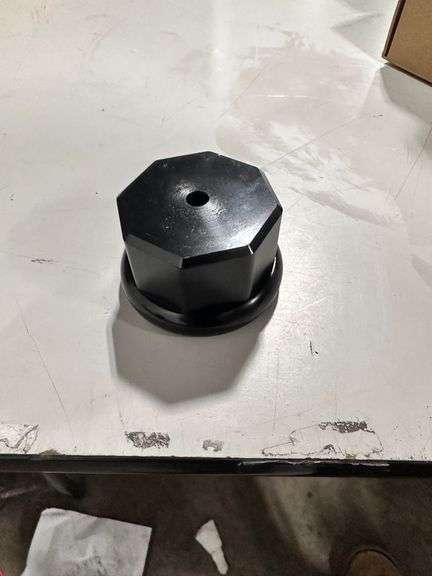 1695 Malleable Point Well Drive Cap, 1-1/4 in