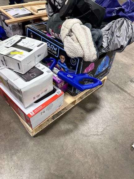 5000 Pallet Of Broken, Damaged Or Incomplete Items - Lambrecht Auction ...