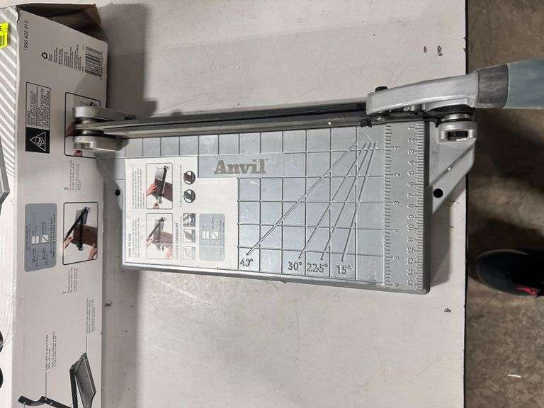 12 in. Luxury Vinyl Tile (LVT) Cutter