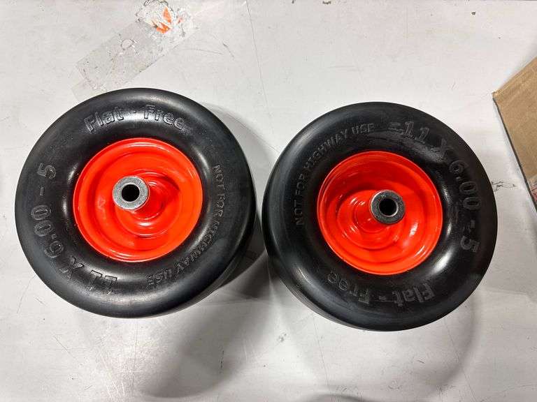 11 x 6 - 5 Flat Free Tires(2x$)