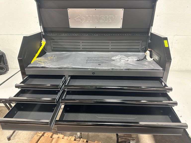 Top Half of Heavy Duty Rolling Tool Chest