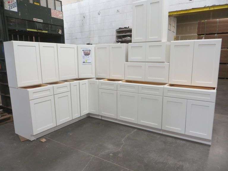 Arcadia Linen Kitchen Cabinet Set 12'x12'