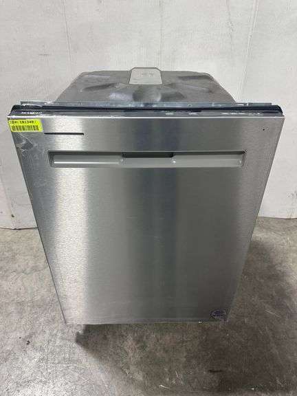 24” Top Control Dishwasher with Dual Power Filtration