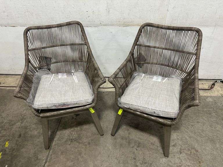 Beach Front Arm Chair(2x$)