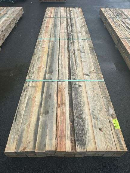 Ponderosa Pine Dimensional Lumber 4"x4"x14'