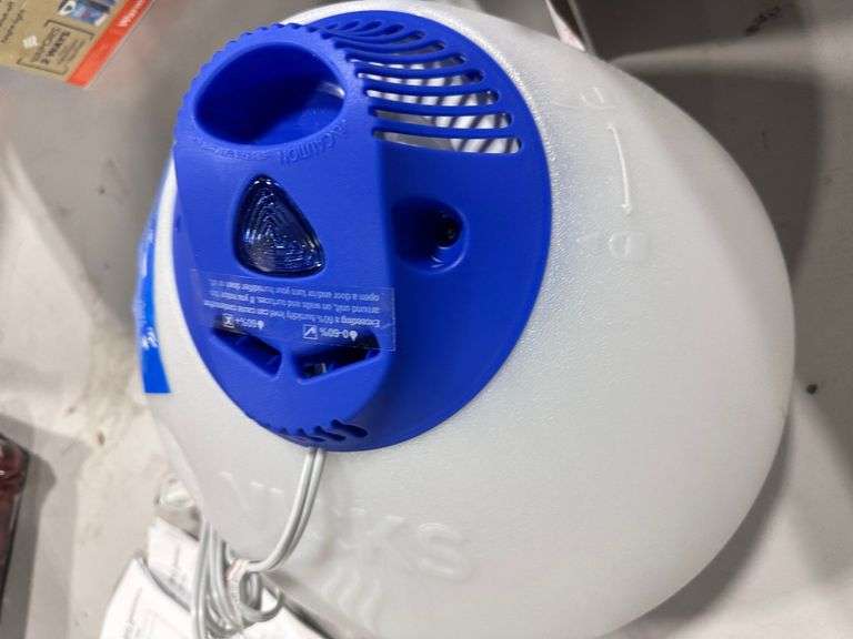 Vicks Warm Steam Vaporizer Humidifier (2x$)
