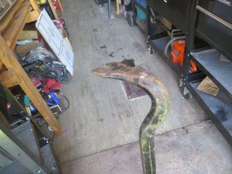 Long Pry Bar