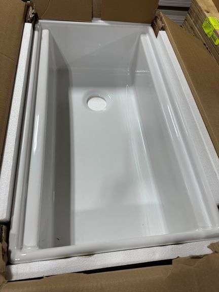 White, Single Bowl Fireclay Farmhouse Sink 33"x18"x10"