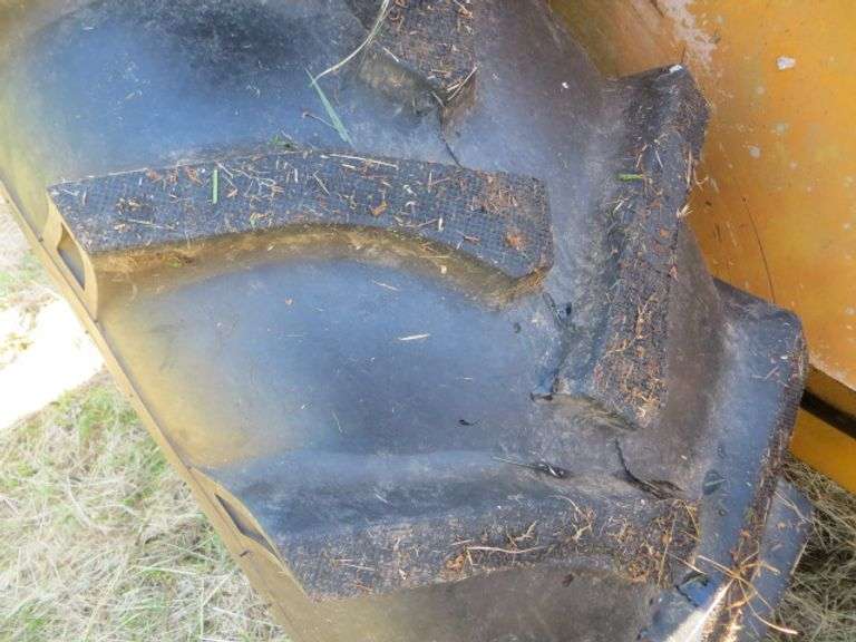 International 260 Backhoe/Loader