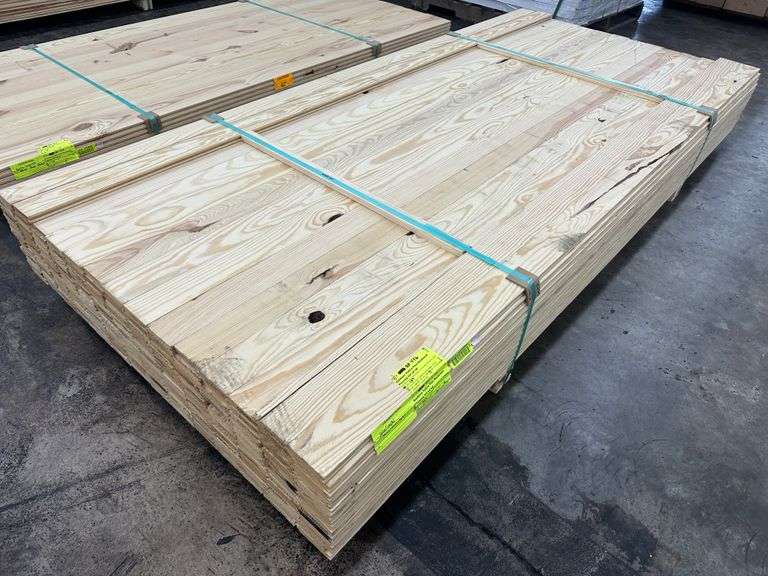 Southern Yellow Pine Hardwood Flooring 3/4"x4"x8'