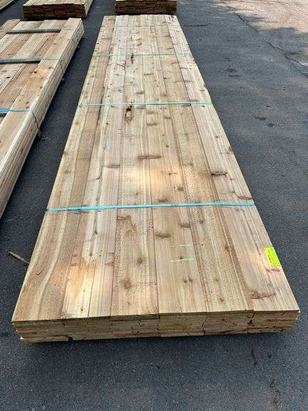 Western Red Cedar Dimensional Lumber 1"x8"x16'