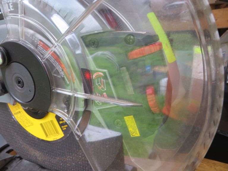 Porter Cable 10" Compound Miter Saw