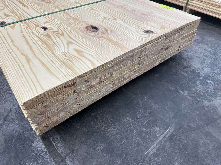 Southern Yellow Pine Hardwood Flooring 3/4"x8"x12'