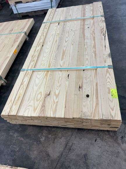 Southern Yellow Pine Hardwood Flooring 3/4"x4"x8'