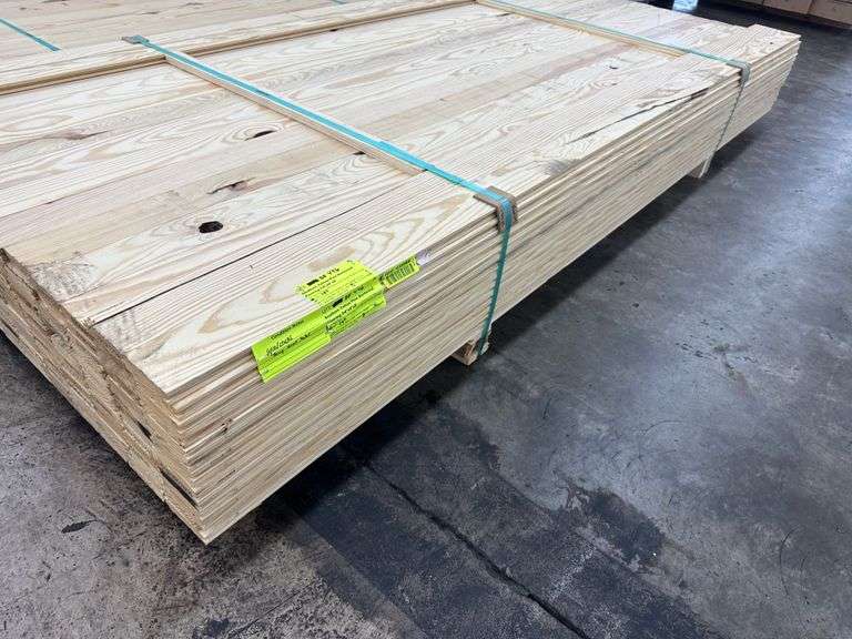 Southern Yellow Pine Hardwood Flooring 3/4"x4"x8'