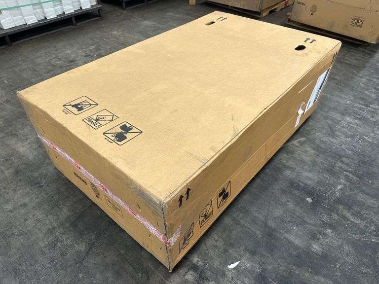 ProFlo "Hillsboro" 60'' x 36'' Soaking Bathtub For Alcove Installation, Biscuit