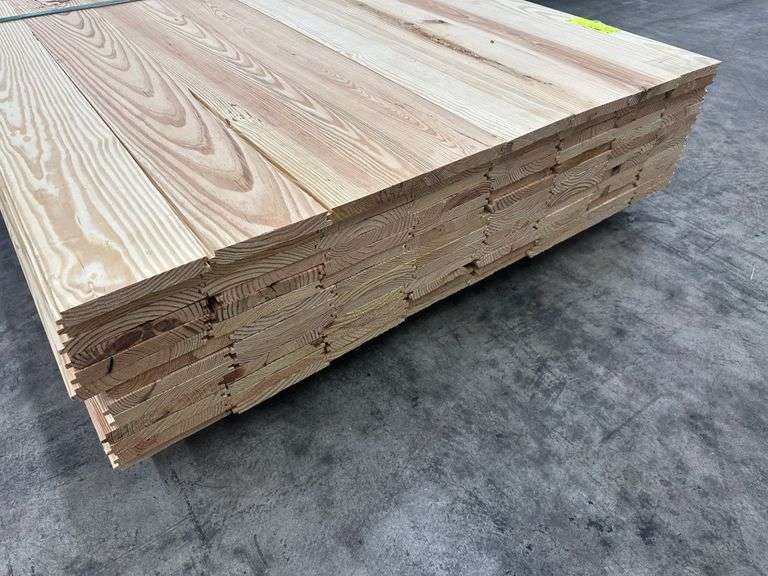 Southern Yellow Pine Hardwood Flooring 3/4"x6"x14'