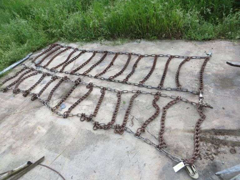 Tractor Chains 10' x 30" as pictured