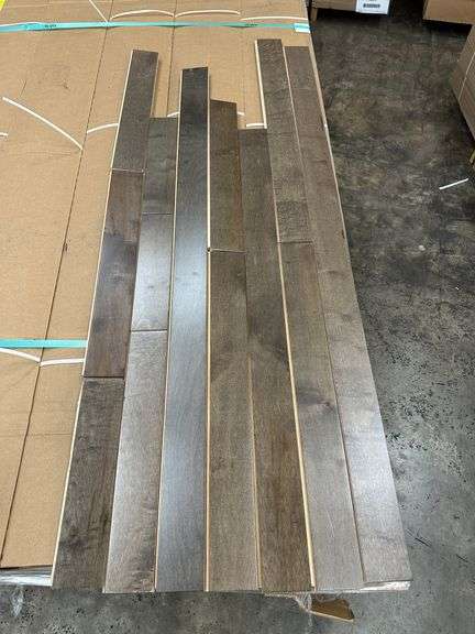 Maple Graphite Hardwood Flooring 3/4"x3"xRL
