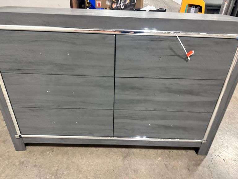Lodanna 6 Drawer Dresser
