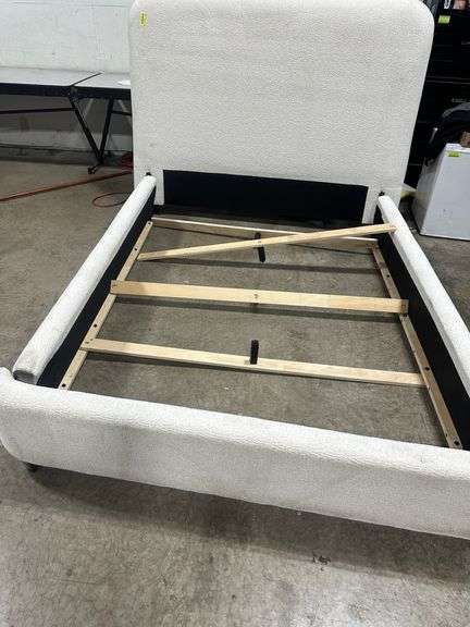 Whittgate Queen Next-Gen Nuvella™ Performance Fabric Bed