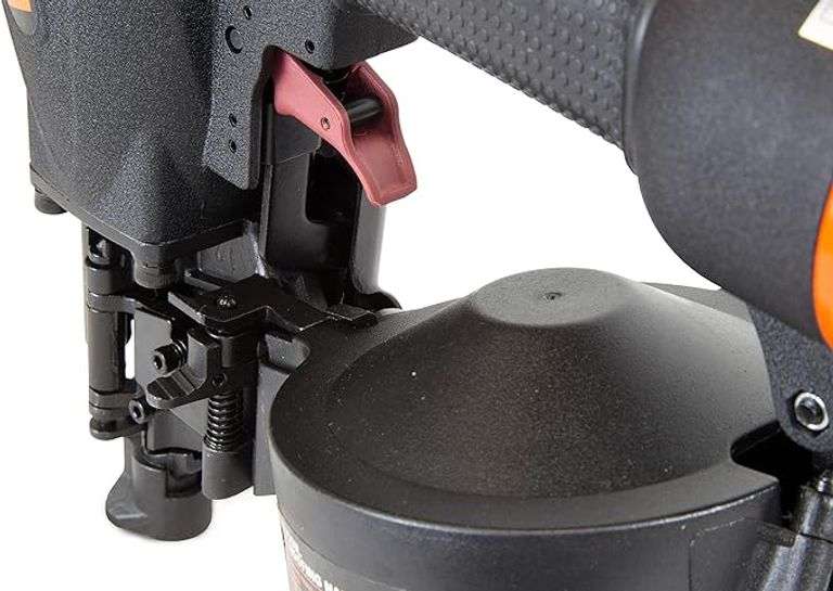 Wen Pneumatic Coil Roofing Nailer