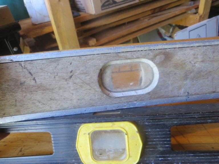 Wood & Aluminum 4' Levels