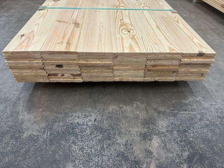 Southern Yellow Pine Hardwood 3/4"x8"x8'