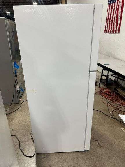 Frigidaire 20 Cu. Ft. Garage Ready Top Freezer Refrigerator