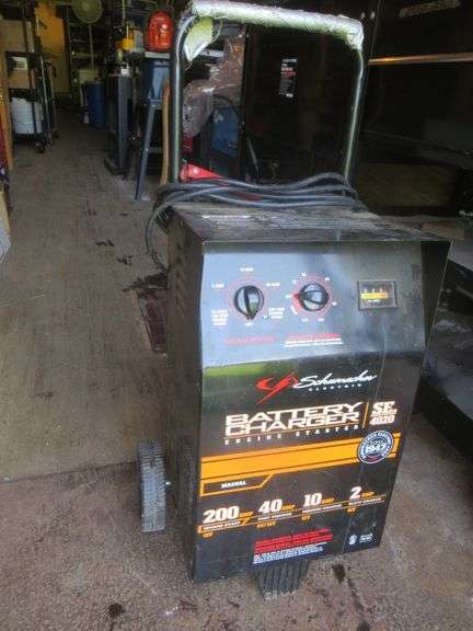 Schumacher Battery Charger/Jumper