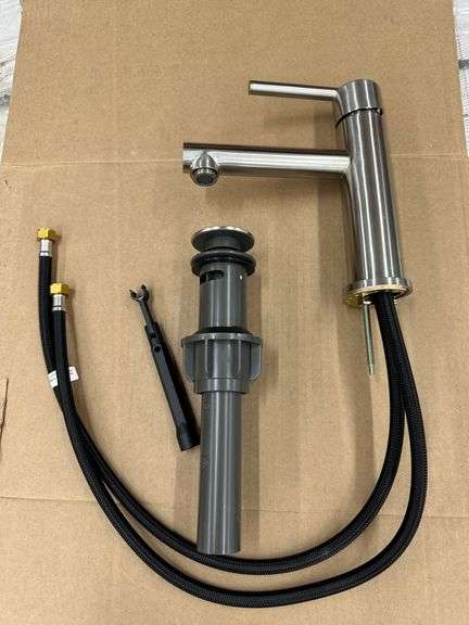 Brushed Nickle Single Hole Single Handle Bathroom Faucet