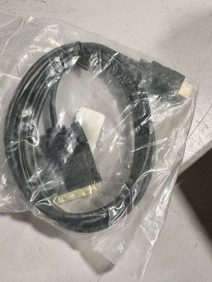 HDTV to DVI Cords (10)