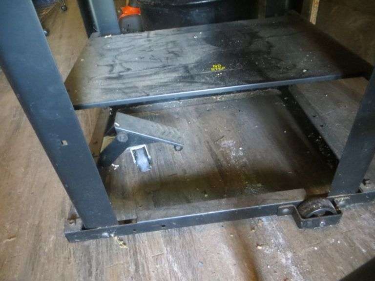 DeWalt 13" Planer on Rolling Stand